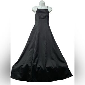 Black Halter Sleeveless Prom Gown Satin with Crinoline 11/12